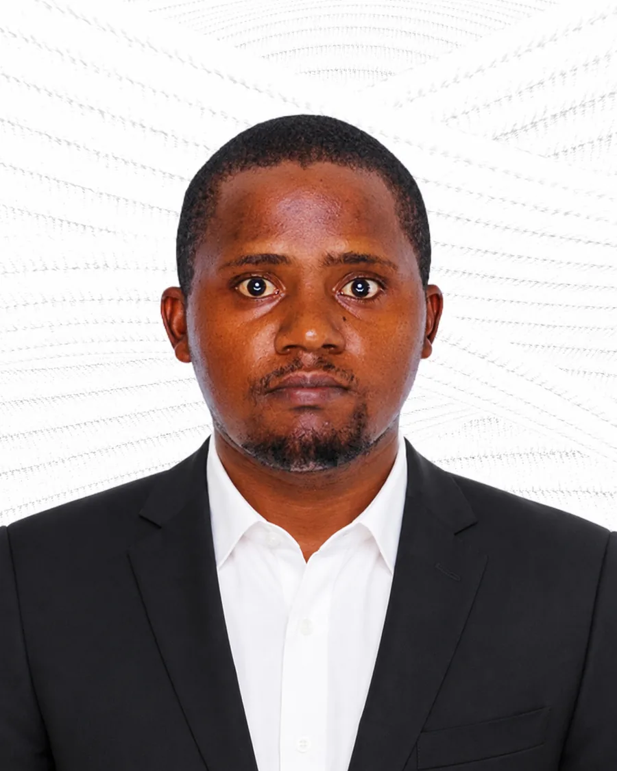 Teacher Boen professional headshot